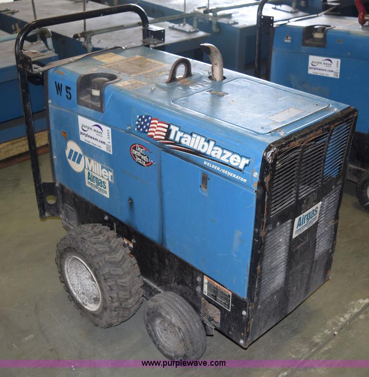 image for item L3353 Miller Trailblazer 275 welder/generator