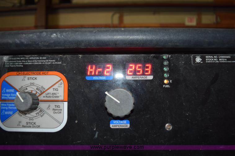 image for item L3353 Miller Trailblazer 275 welder/generator