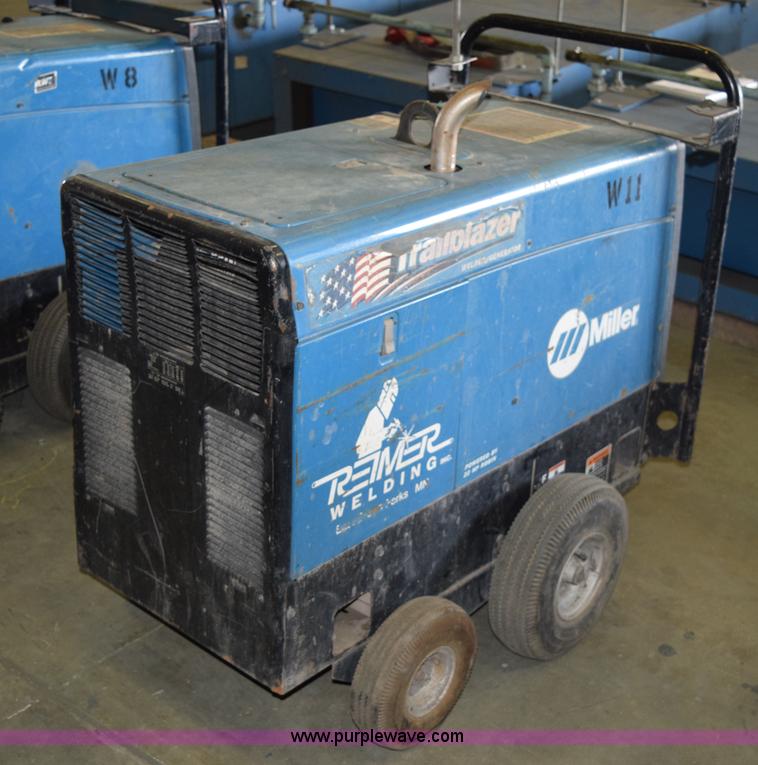 image for item L3355 Miller Trailblazer 302 welder/generator