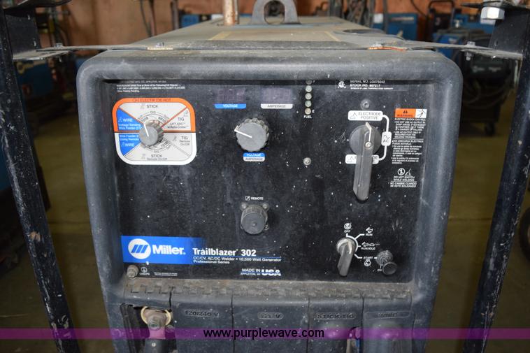 image for item L3355 Miller Trailblazer 302 welder/generator