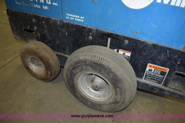 image for item L3355 Miller Trailblazer 302 welder/generator