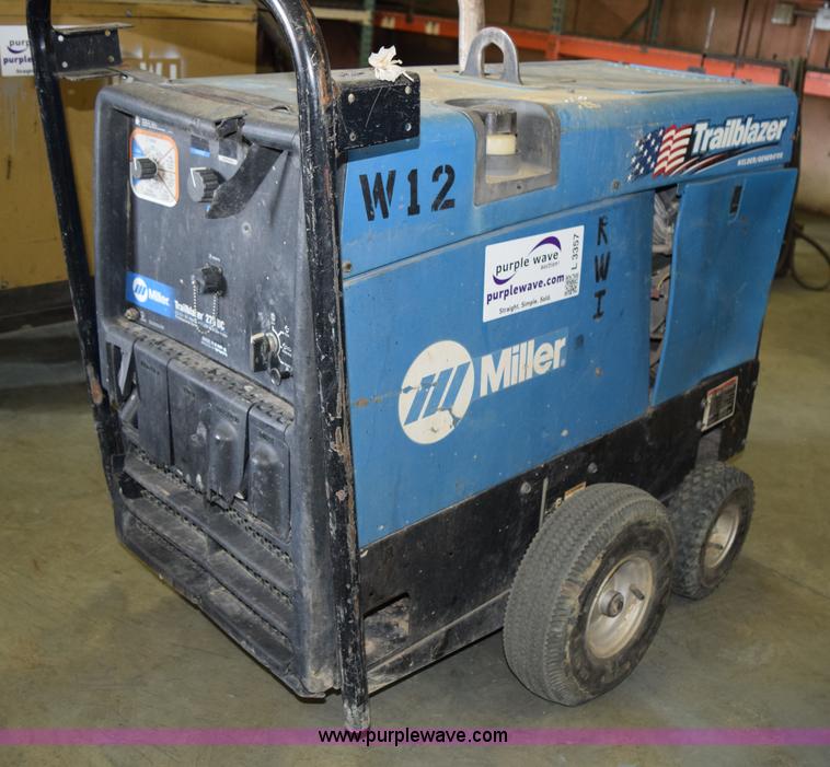 image for item L3357 Miller Trailblazer 275 welder/generator
