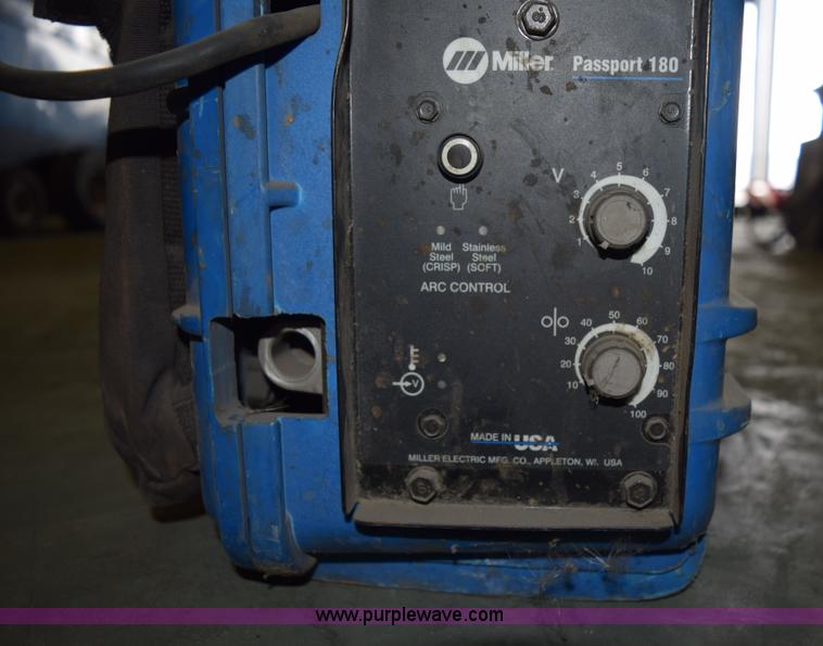 image for item L3362 Miller Passport 180 suitcase wire welder