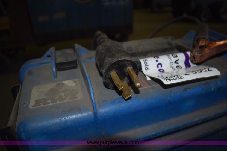 image for item L3362 Miller Passport 180 suitcase wire welder