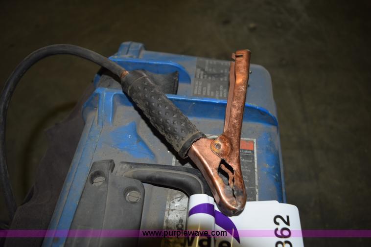 image for item L3362 Miller Passport 180 suitcase wire welder