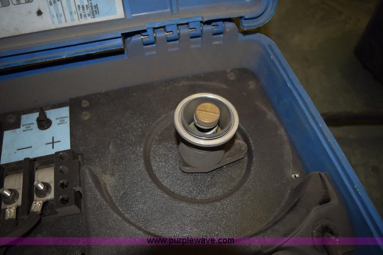 image for item L3362 Miller Passport 180 suitcase wire welder