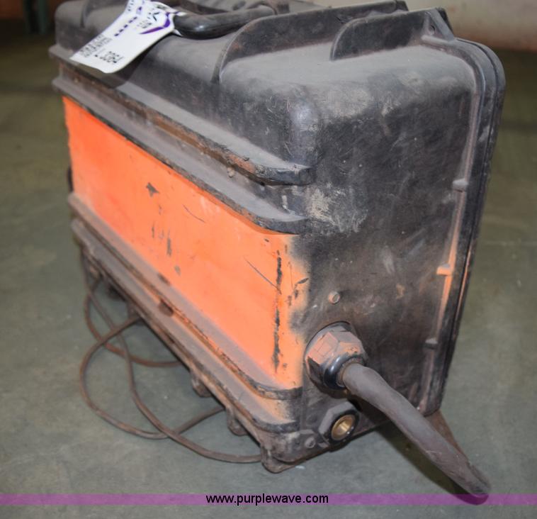 image for item L3364 Miller X-treme 12VS suitcase wire welder