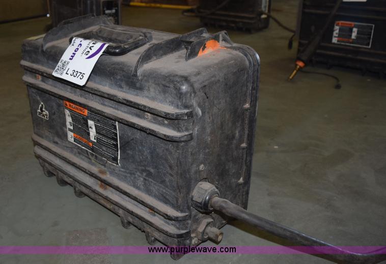 image for item L3375 Miller X-treme 12VS suitcase welder
