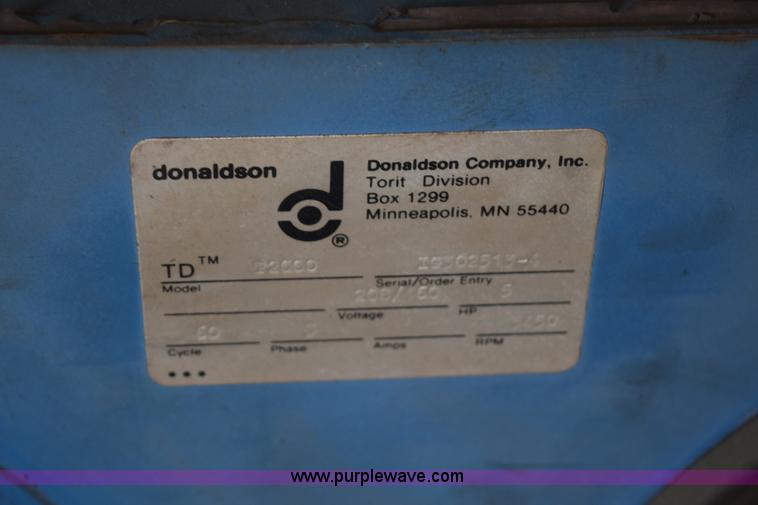 image for item L3385 (2) Donaldson Company torit air cleaning units