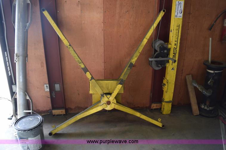 image for item L3394 Sumner R250 Roust-A-Bout