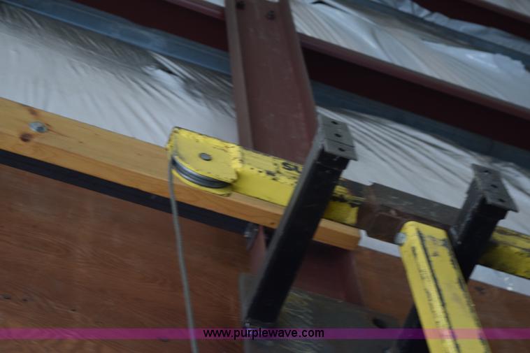 image for item L3394 Sumner R250 Roust-A-Bout