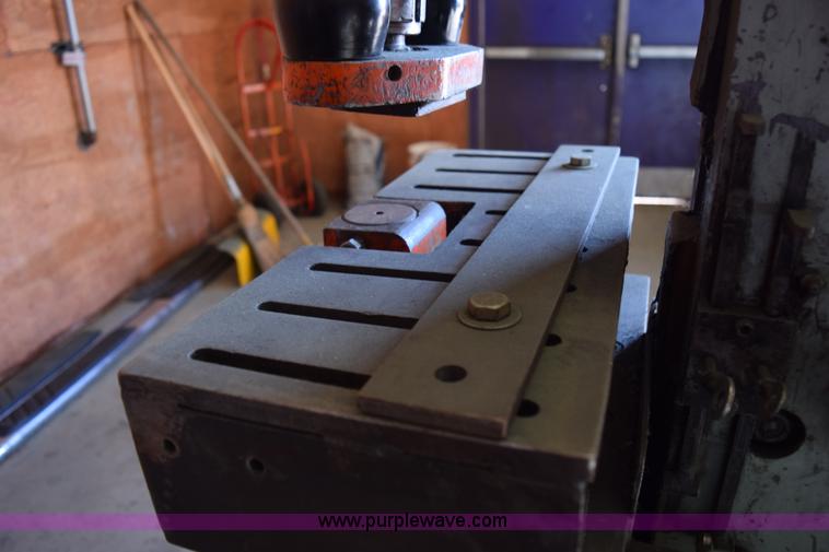 image for item L3401 Piranha metal worker