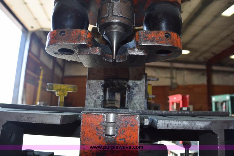 image for item L3401 Piranha metal worker