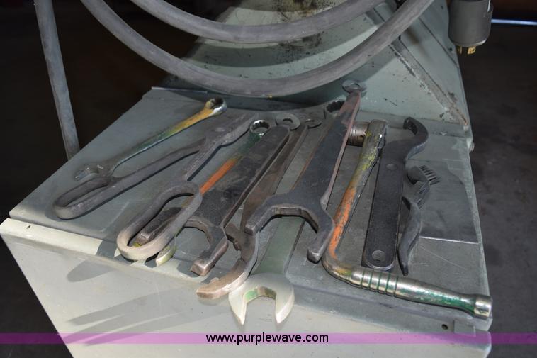 image for item L3401 Piranha metal worker