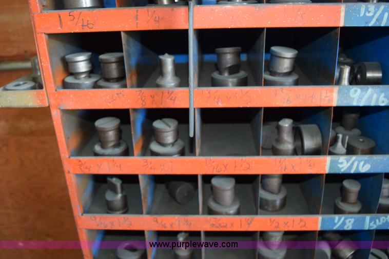 image for item L3401 Piranha metal worker