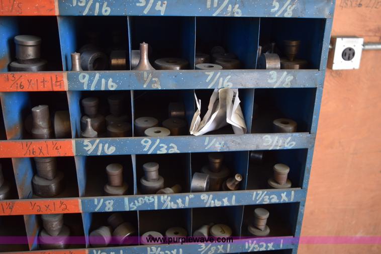 image for item L3401 Piranha metal worker