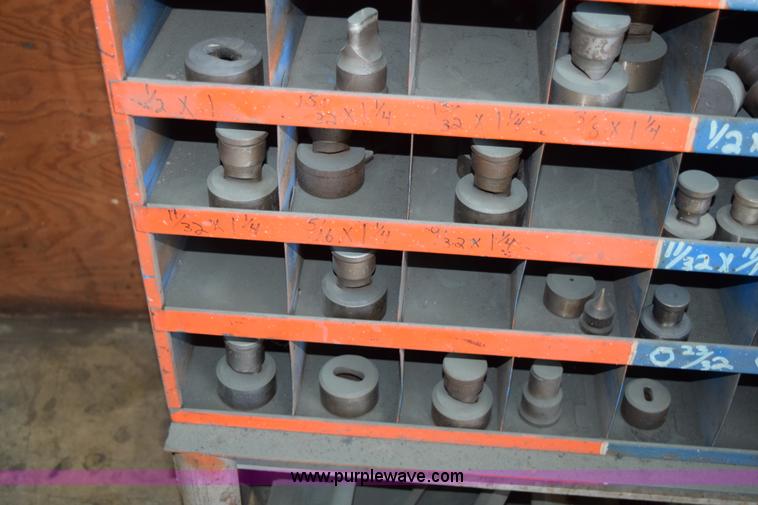 image for item L3401 Piranha metal worker