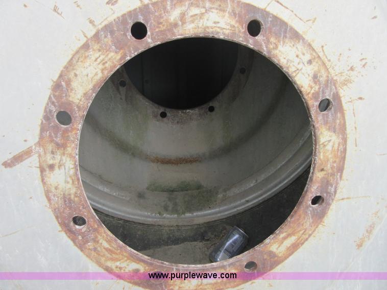 image for item AZ9062 (2) 18.4R38 tractor tires