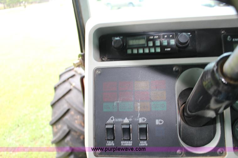 image for item F7959 AGCO Allis 9815 MFWD tractor