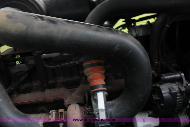 image for item F7959 AGCO Allis 9815 MFWD tractor