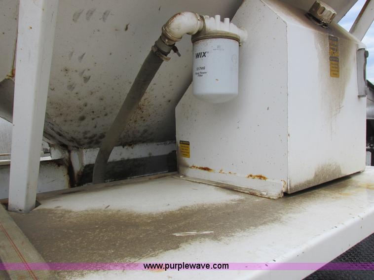 image for item H3266 Rayman bulk fertilizer tender bed