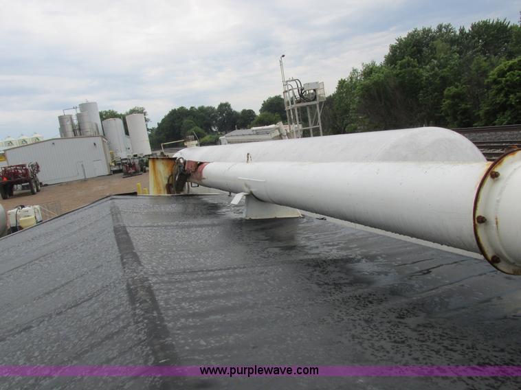 image for item H3266 Rayman bulk fertilizer tender bed