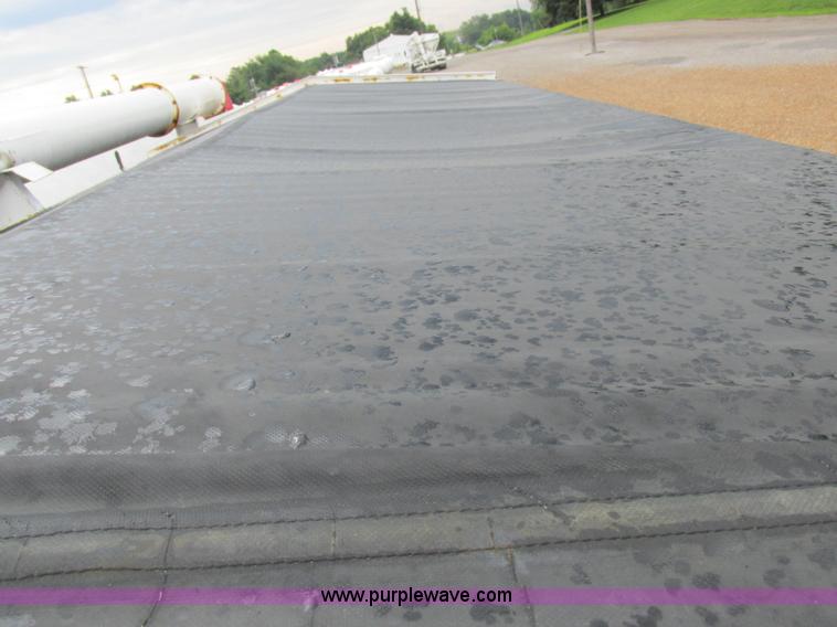 image for item H3266 Rayman bulk fertilizer tender bed