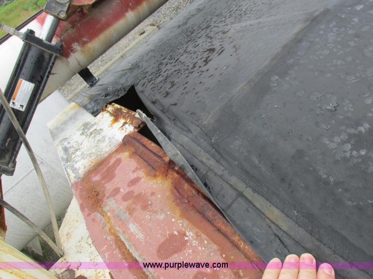 image for item H3266 Rayman bulk fertilizer tender bed