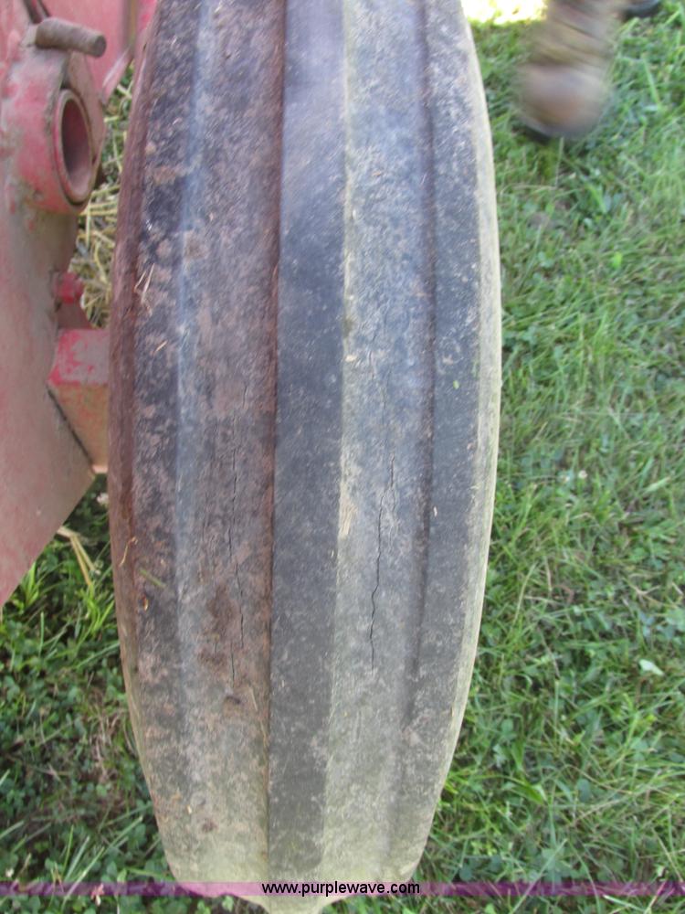 image for item H4543 1965 Massey-Ferguson 12 small square baler