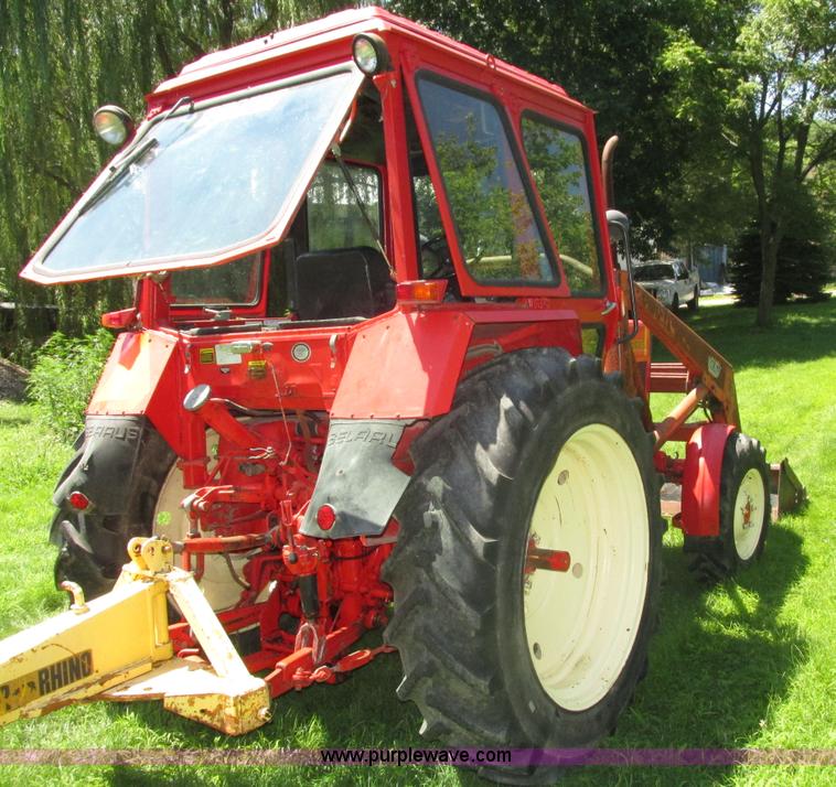 image for item H4548 Belarus 825 MFWD tractor