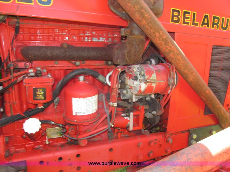 image for item H4548 Belarus 825 MFWD tractor