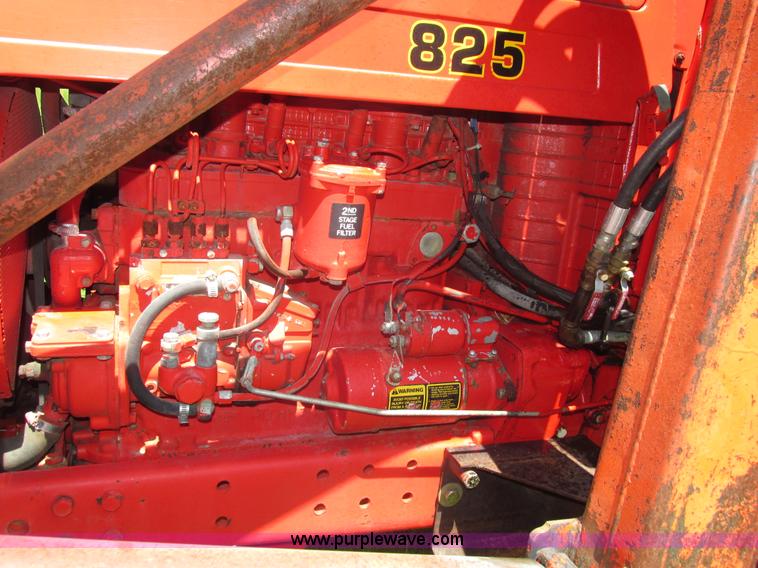 image for item H4548 Belarus 825 MFWD tractor