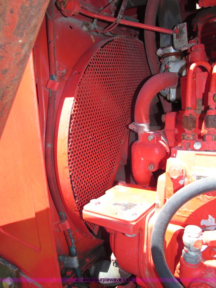 image for item H4548 Belarus 825 MFWD tractor