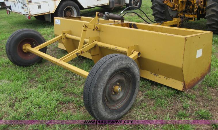 image for item I2071 Carney box blade