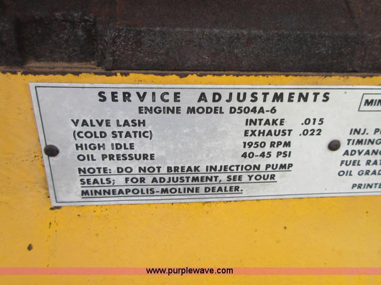 image for item I2073 Minneapolis Moline G1050 tractor