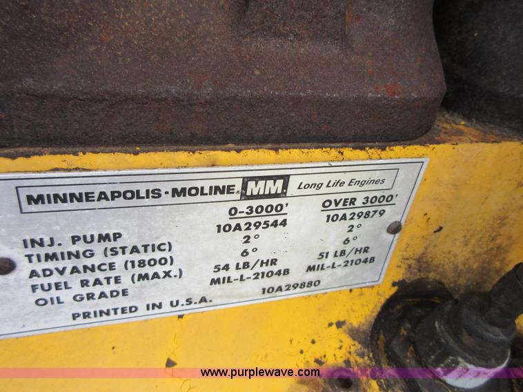 image for item I2073 Minneapolis Moline G1050 tractor