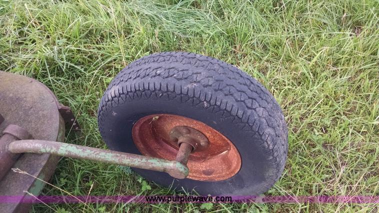 image for item I2797 John Deere 507 rotary mower