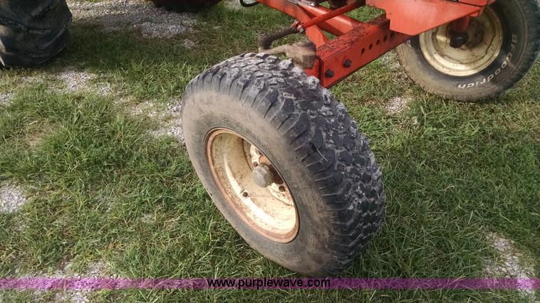 image for item I2798 Allis Chalmers 190XT tractor