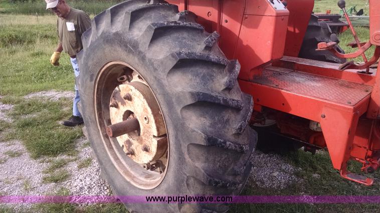 image for item I2798 Allis Chalmers 190XT tractor