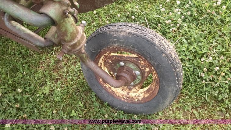 image for item I2804 John Deere H bottom plow