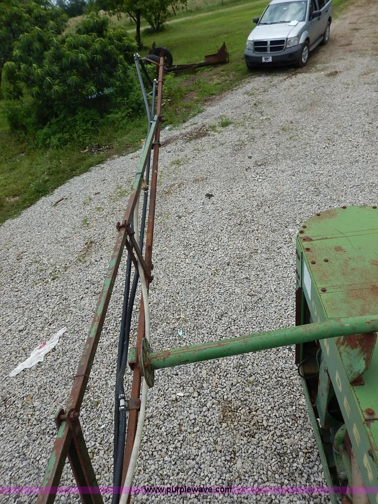 image for item J3757 John Deere 734 Hi-Cycle self-propelled applicator