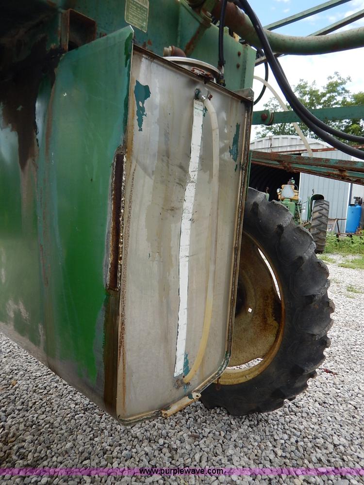 image for item J3757 John Deere 734 Hi-Cycle self-propelled applicator