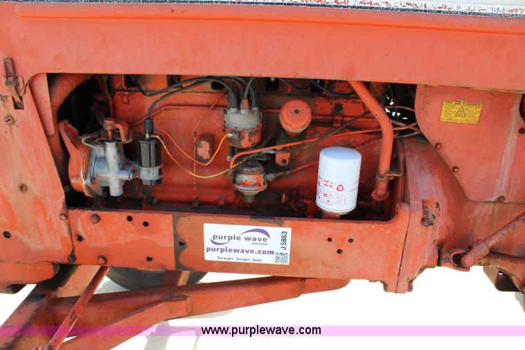 image for item J5863 1962 Allis Chalmers D19 tractor