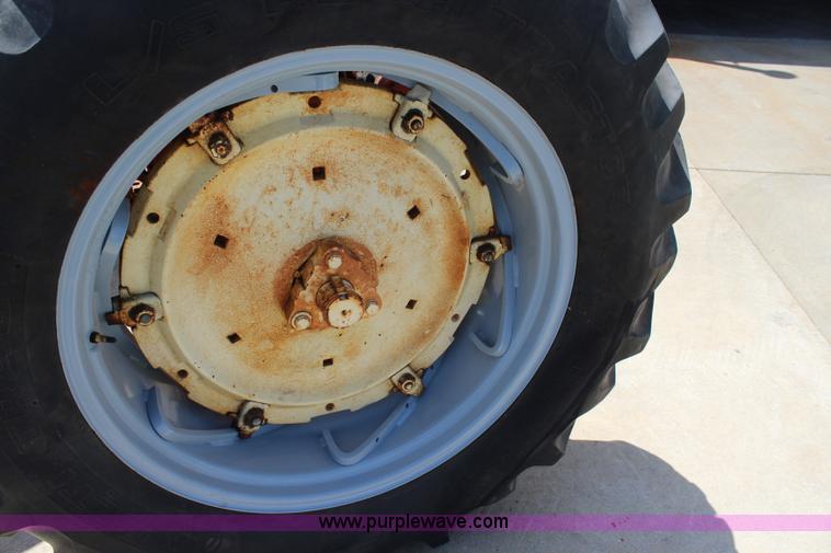 image for item J5863 1962 Allis Chalmers D19 tractor