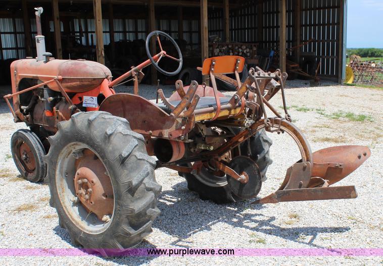 image for item J5868 1943 Allis Chalmers C tractor
