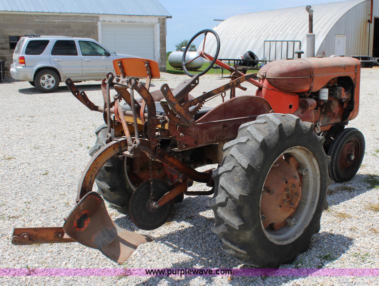 image for item J5868 1943 Allis Chalmers C tractor