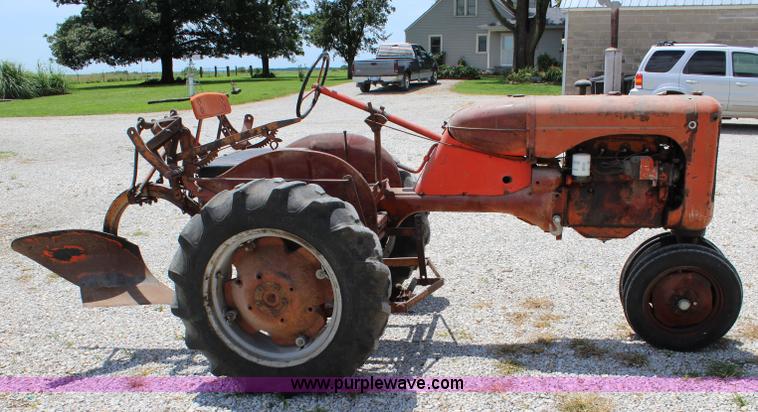 image for item J5868 1943 Allis Chalmers C tractor