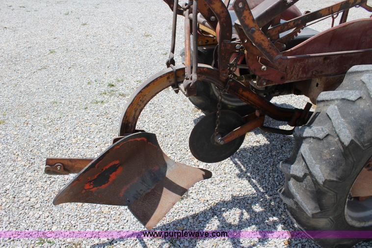 image for item J5868 1943 Allis Chalmers C tractor