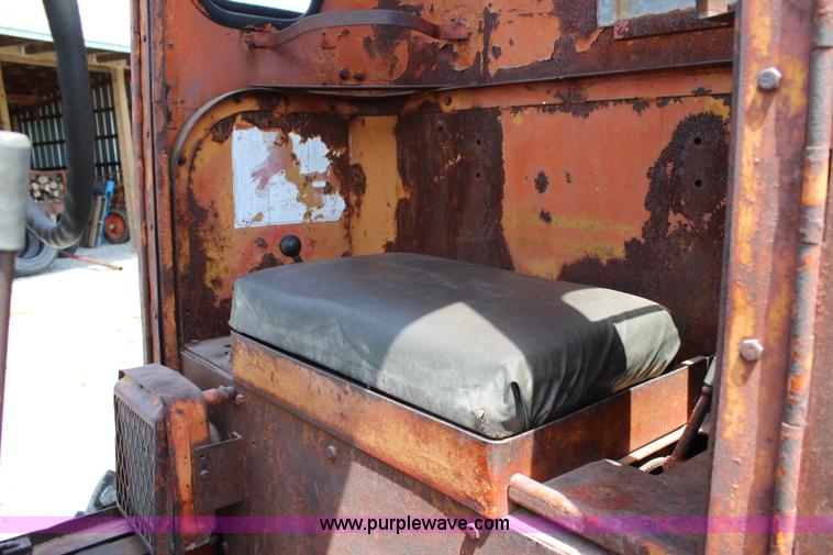 image for item J5869 1954 Allis Chalmers D rigid frame motor grader