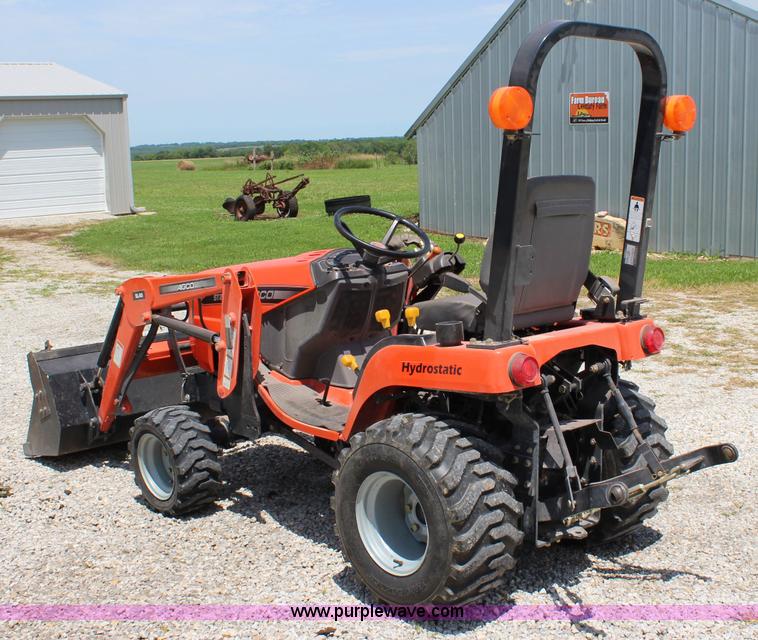 image for item J5871 2005 AGCO ST22A MFWD tractor